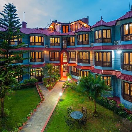 Hotel Candle Inn Pokhara Exterior photo